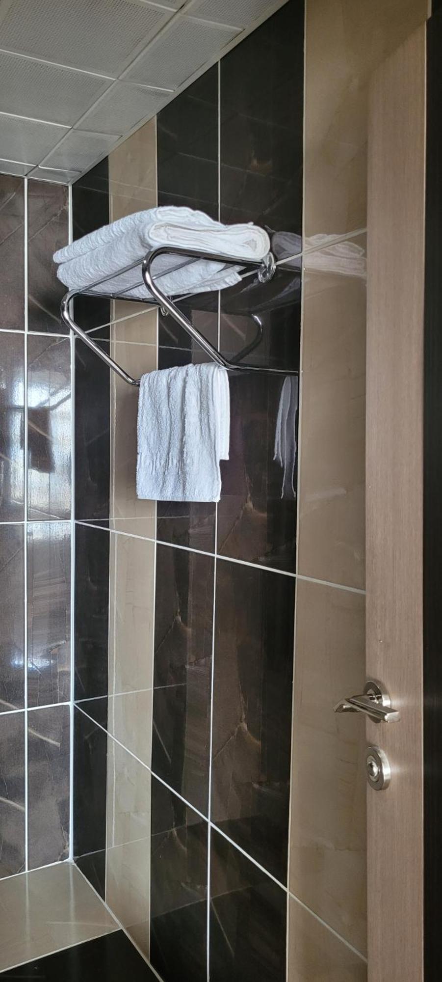 Guengoeren Hotel Kars Bagian luar foto
